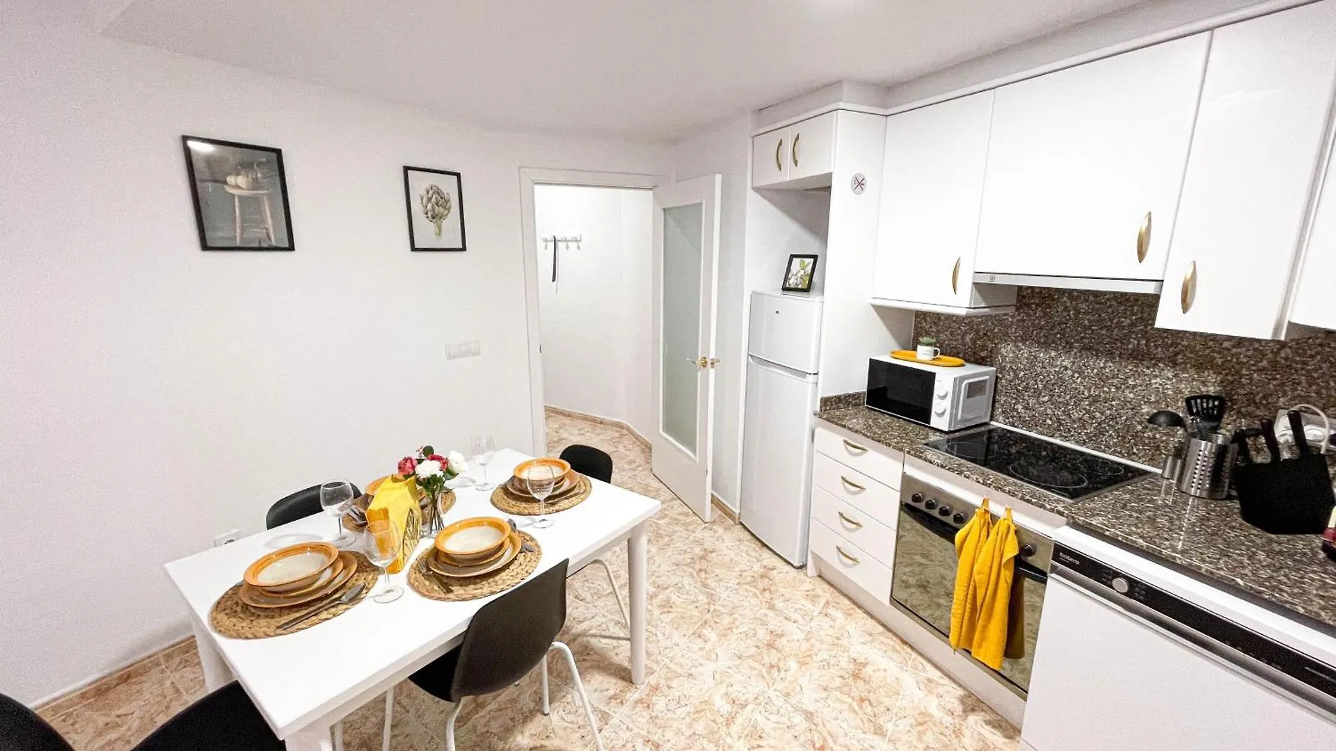 Yellow Apartment Lloret Lloret de Mar Španělsko